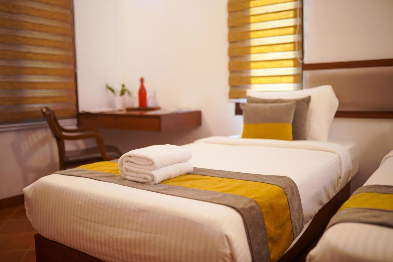 Villa 4 Kochi Екстериор снимка